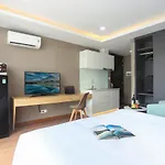 Melina hồ Con Rùa trung tâm Sài Gòn